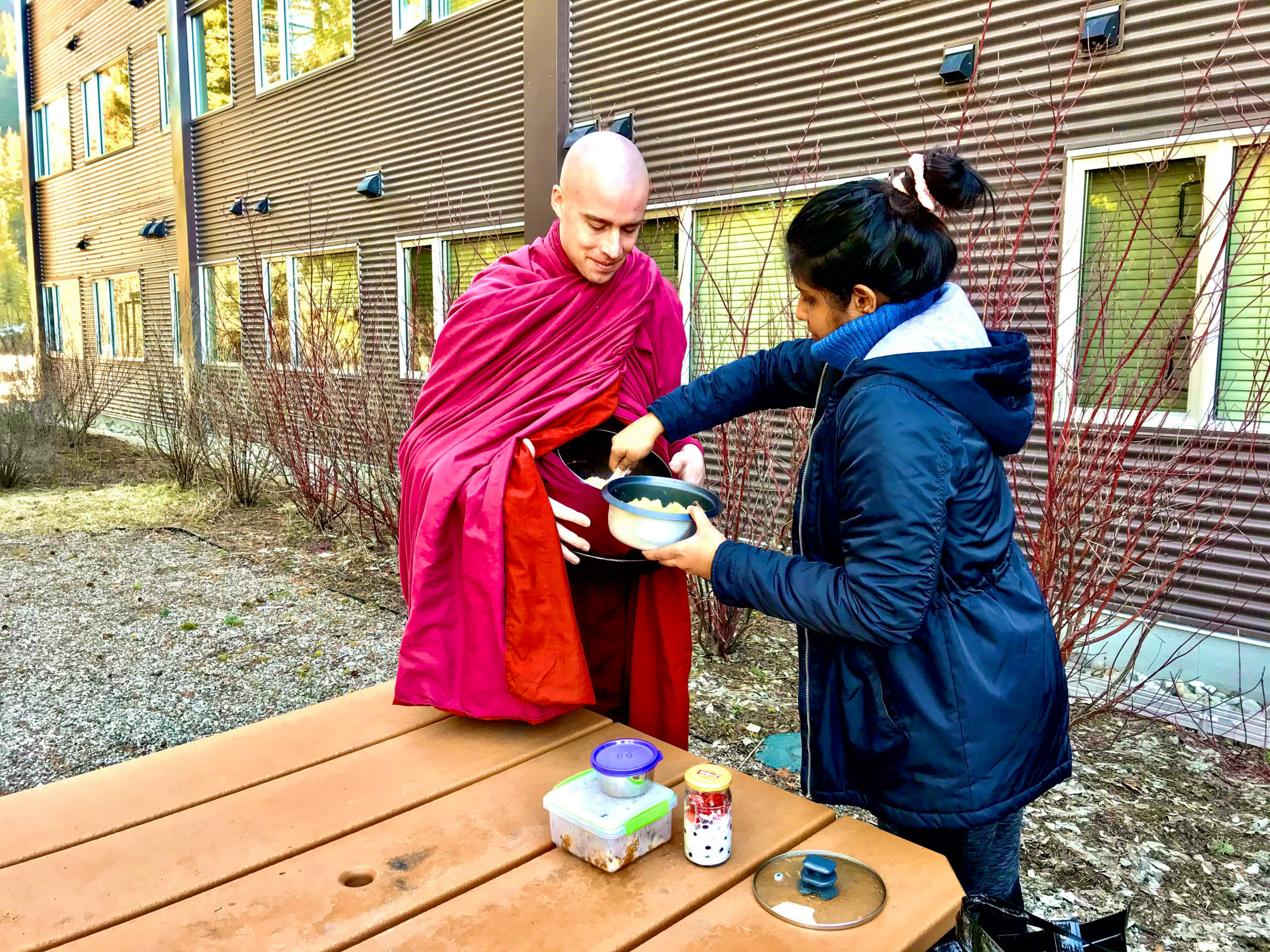 Bhante Ānanda on Almsround Fairview, Nelson, BC, Indian Sri Lankan Buddhist Upasika Yureshini Offering